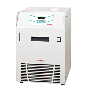 Julabo F500 recirculating cooler from Asynt