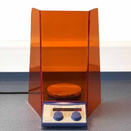 Asynt amber UV protective compact laboratory shield for photochemistry