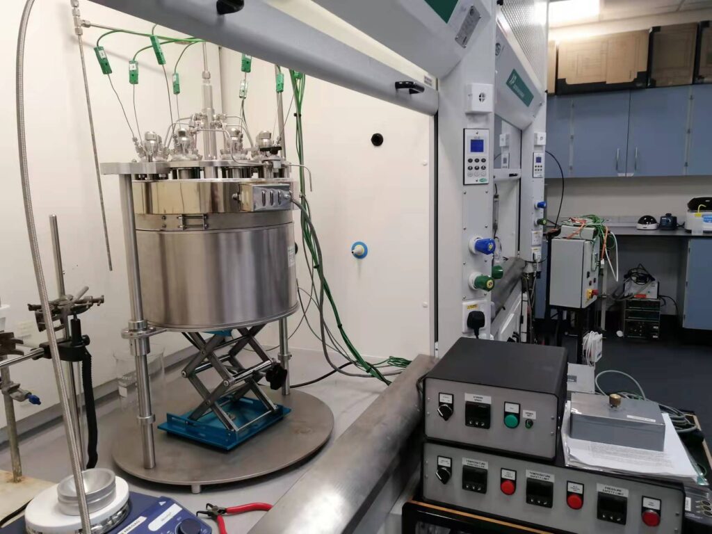 Newcastle University UK with the Asynt Multicell-PLUS parallel high pressure reactor 