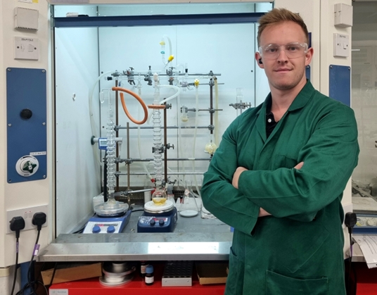 PhD candidate, Nathan Long, in the Kingston University laboratories with Asynt’s sustainable laboratory tools.