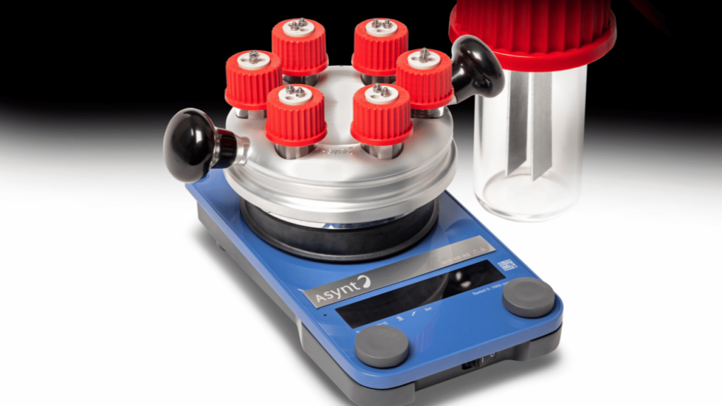 ElectroReact - the NEW flexible electrochemistry platform from Asynt. Heating and stirring via standard magnetic hotplate, for up to 6 photochemical reactions in parallel