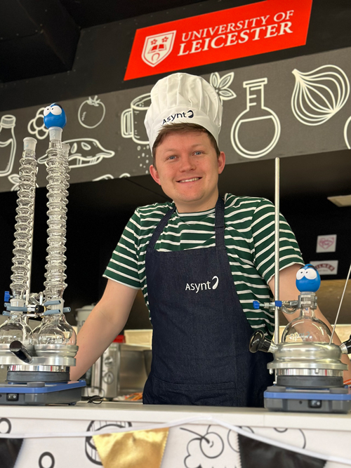 Dr Josh P Smalley at the Science Kitchen, University of Leicester - with Asynt